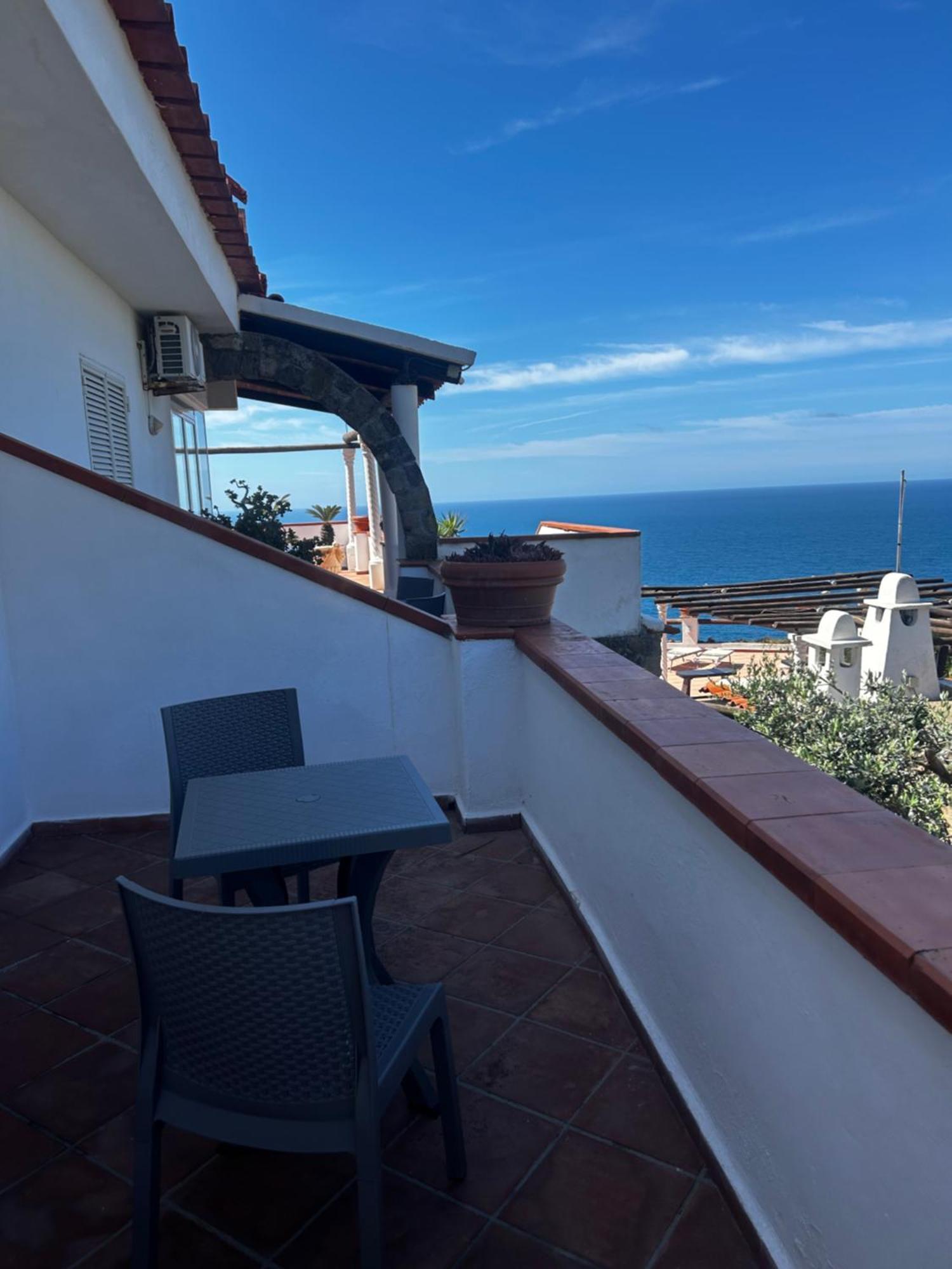 Hotel Punto Azzurro Forio di Ischia Εξωτερικό φωτογραφία